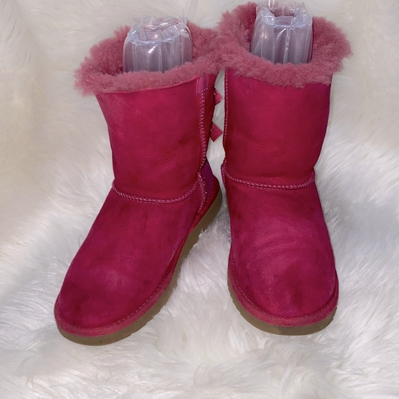 UGG but #3 - Picture 1 of 11